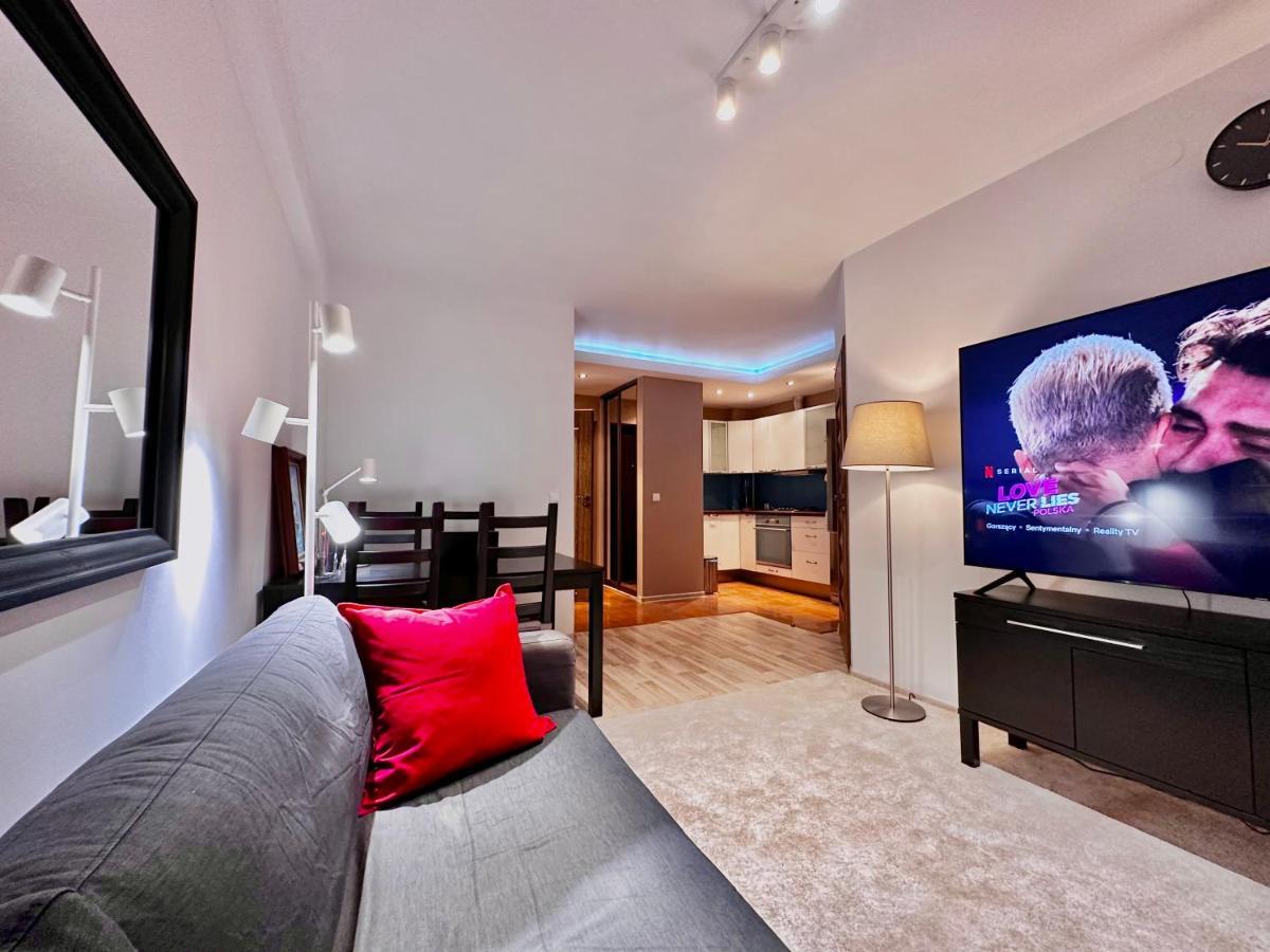 Decor 3 Metro Fast Wifi 1Gbs 80'Tv Hbo Disney Appletv Varsovia Exterior foto