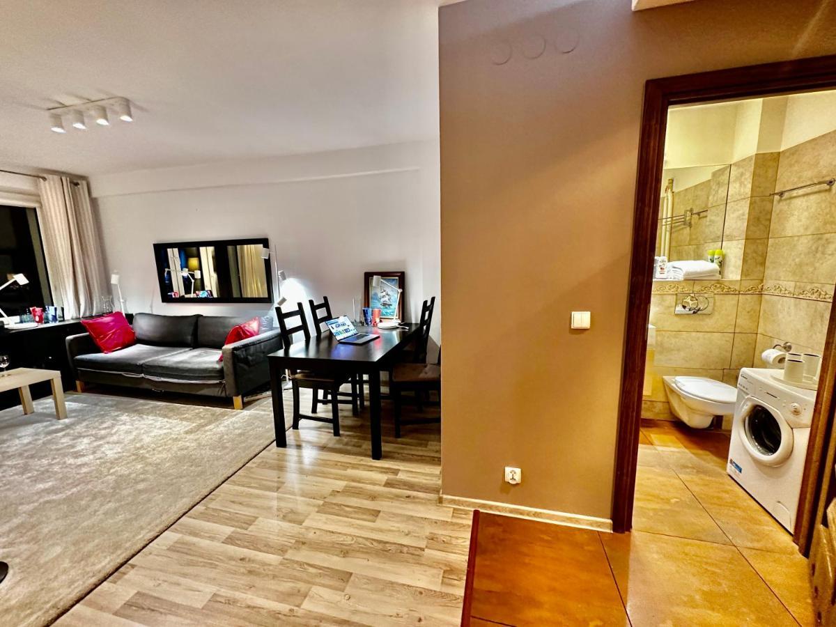Decor 3 Metro Fast Wifi 1Gbs 80'Tv Hbo Disney Appletv Varsovia Exterior foto