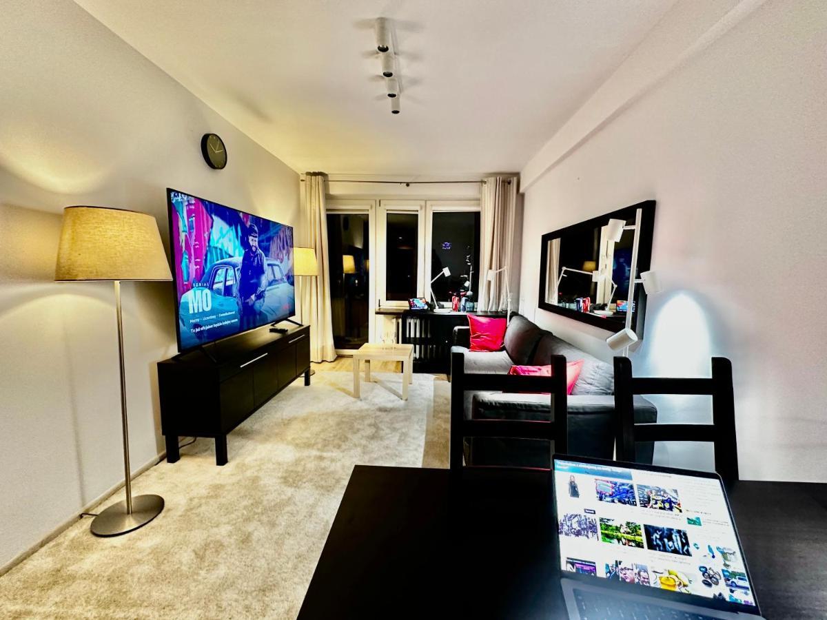 Decor 3 Metro Fast Wifi 1Gbs 80'Tv Hbo Disney Appletv Varsovia Exterior foto
