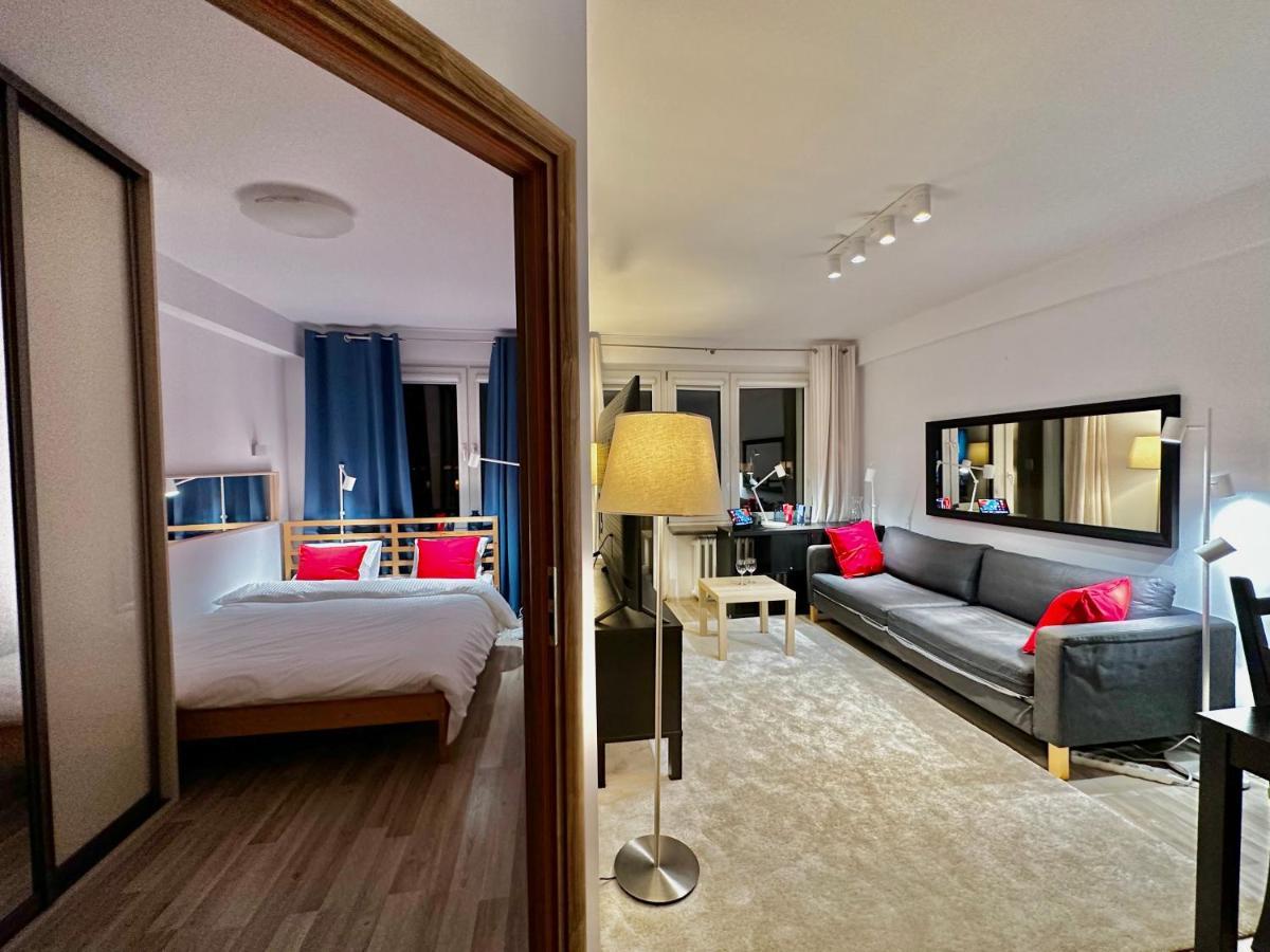 Decor 3 Metro Fast Wifi 1Gbs 80'Tv Hbo Disney Appletv Varsovia Exterior foto
